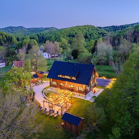 Tesla'S Gastro House Plitvice Hotel Plitvicka Jezera Exterior photo