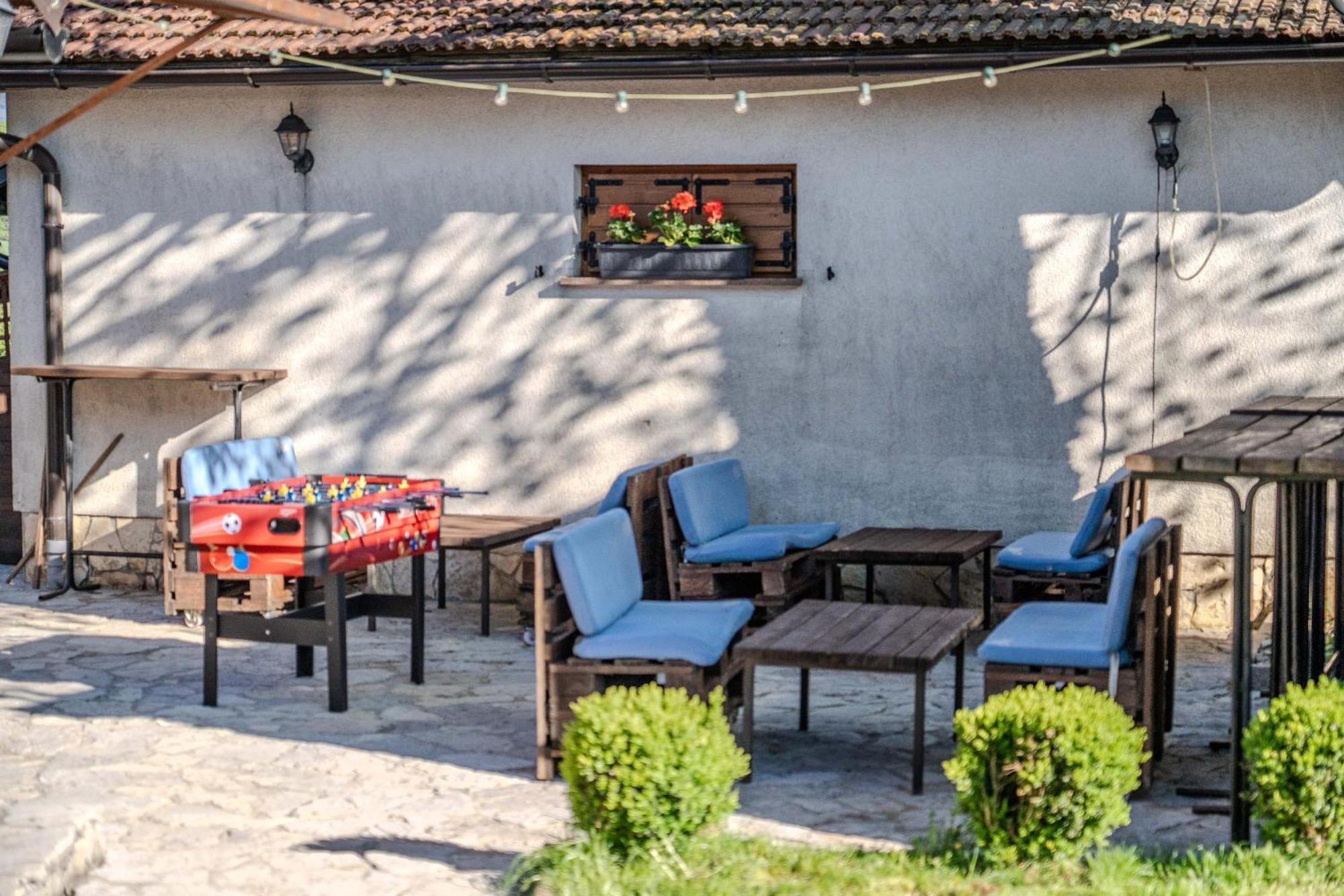 Tesla'S Gastro House Plitvice Hotel Plitvicka Jezera Exterior photo